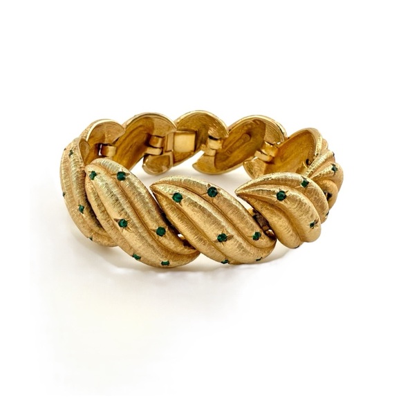 Rare Vintage Boucher Gold and Green Bracelet with Unique Star Design - Picture 1 of 12